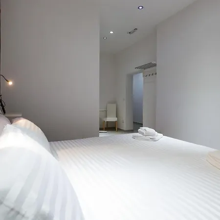 Bed & Breakfast Piazza Duomo 4*